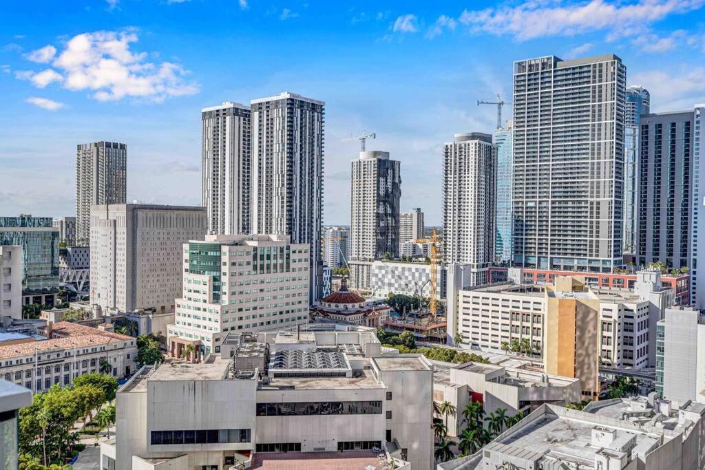 Breathtaking 1Br In The Heart Miami Apartment Exterior photo