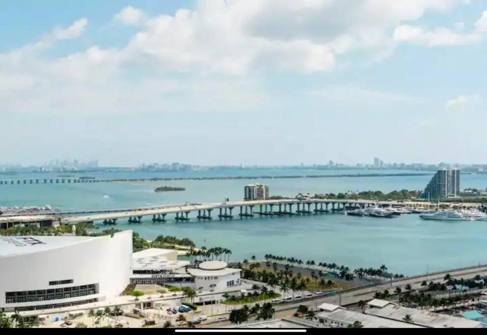 Breathtaking 1Br In The Heart Miami Apartment Exterior photo