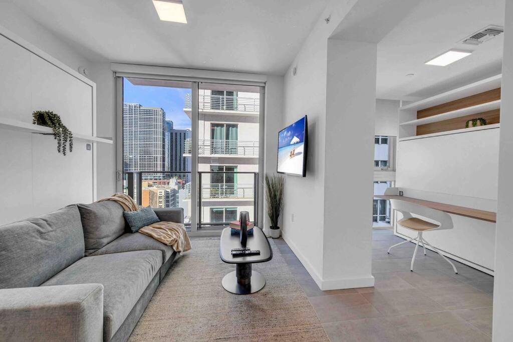Breathtaking 1Br In The Heart Miami Apartment Exterior photo