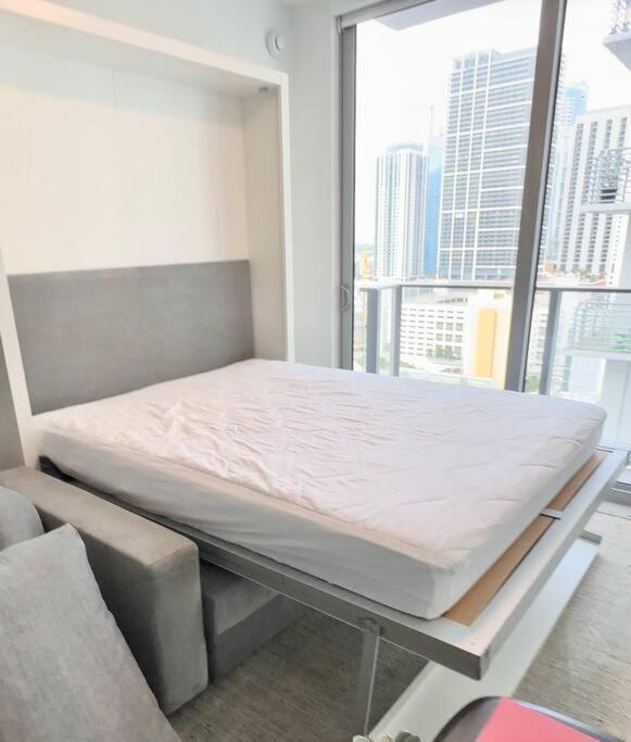 Breathtaking 1Br In The Heart Miami Apartment Exterior photo